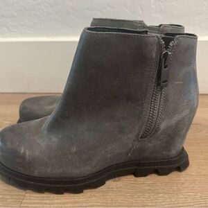 Sorel Gray Ankle Boots
